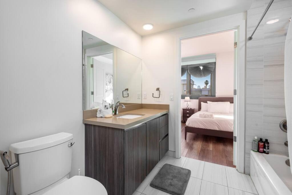 Luxurious Penthouse In Beverly Hills - Sleeps 10 Los Angeles Esterno foto