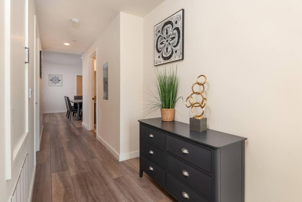 Luxurious Penthouse In Beverly Hills - Sleeps 10 Los Angeles Esterno foto